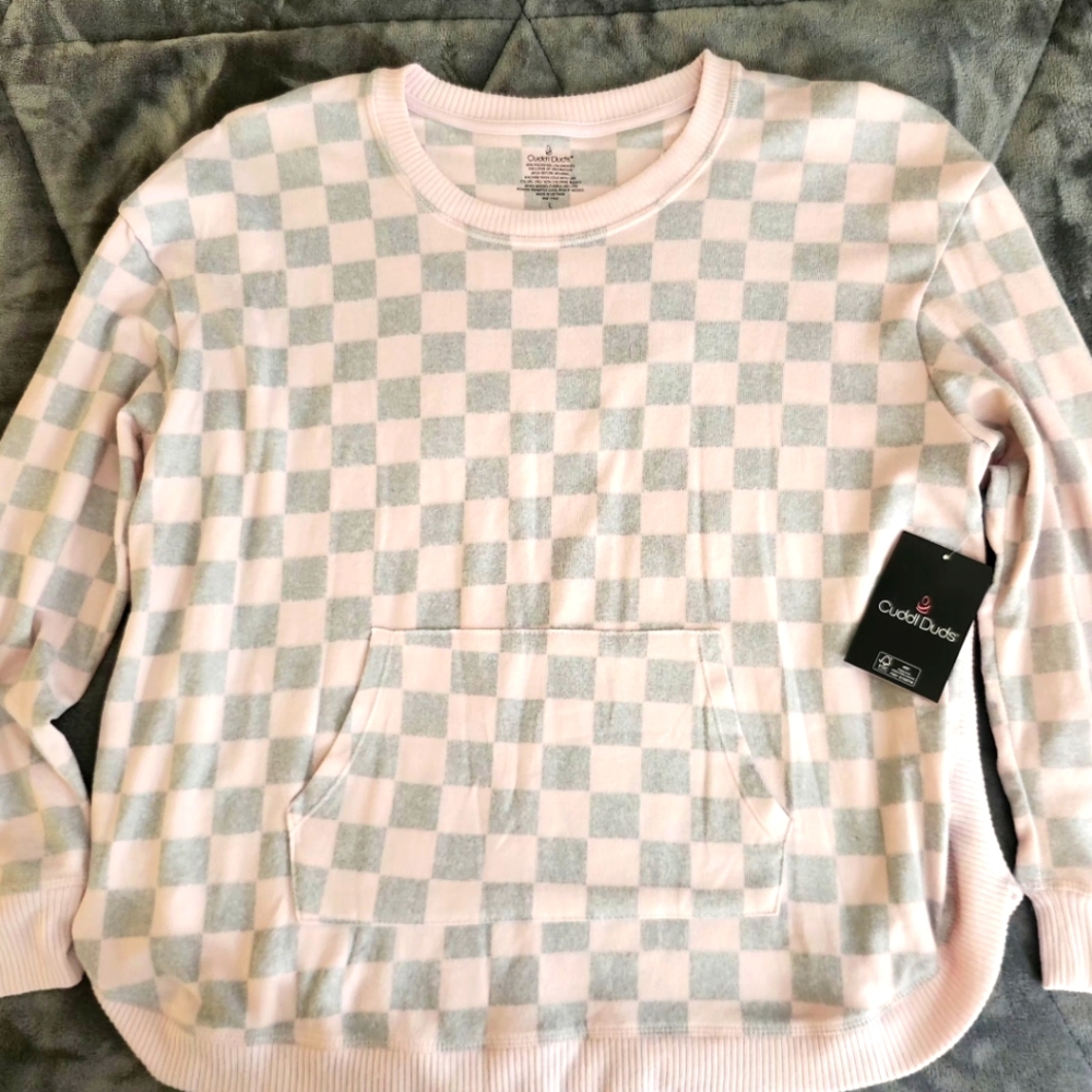 Ladies CuddleDuds Pajama Set-size large